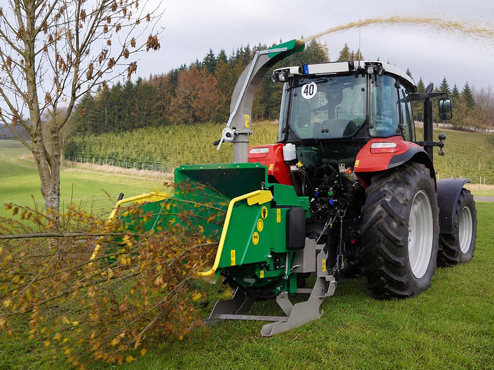 GL&D Fusion E800C professional wood chipper